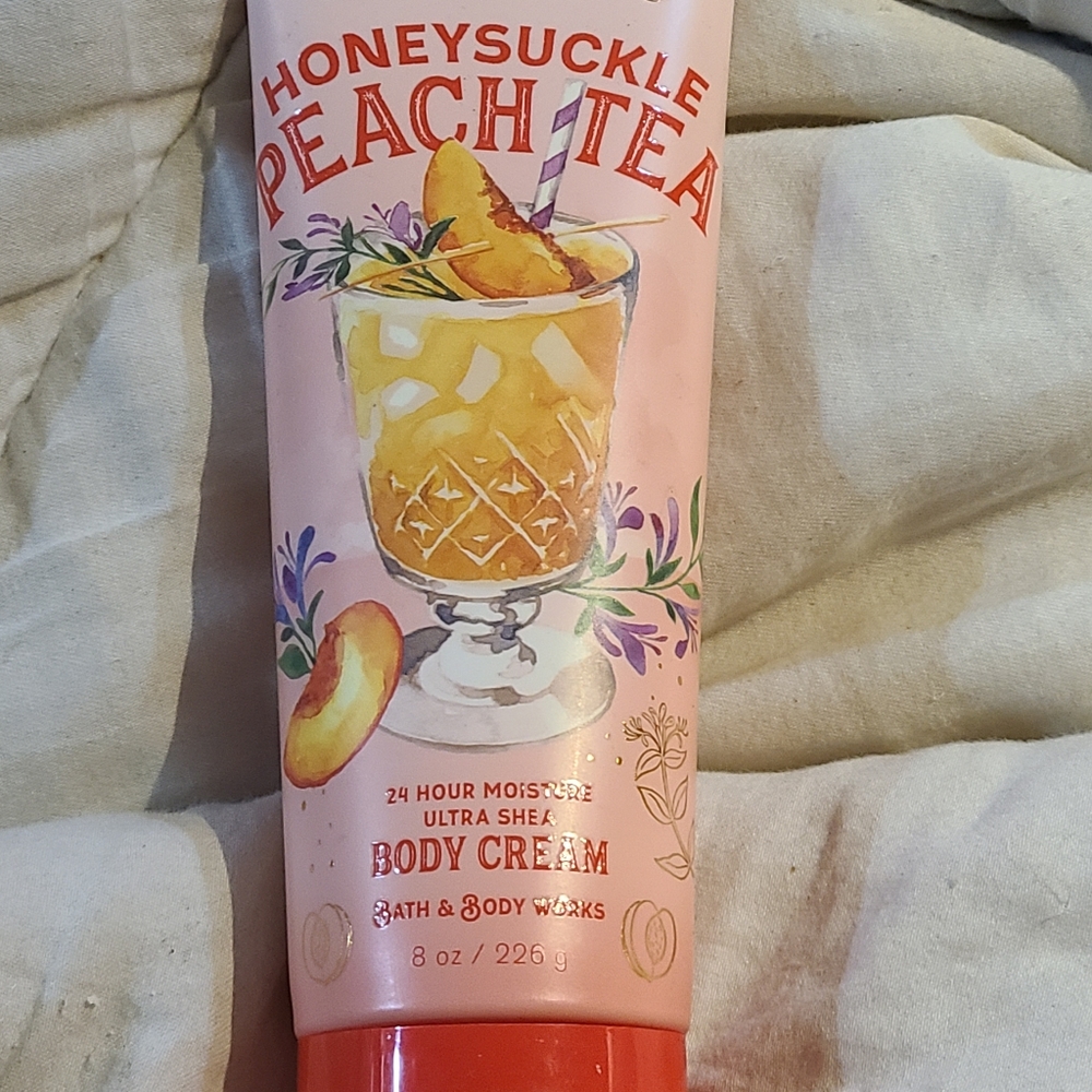 Honey suckle peach tea